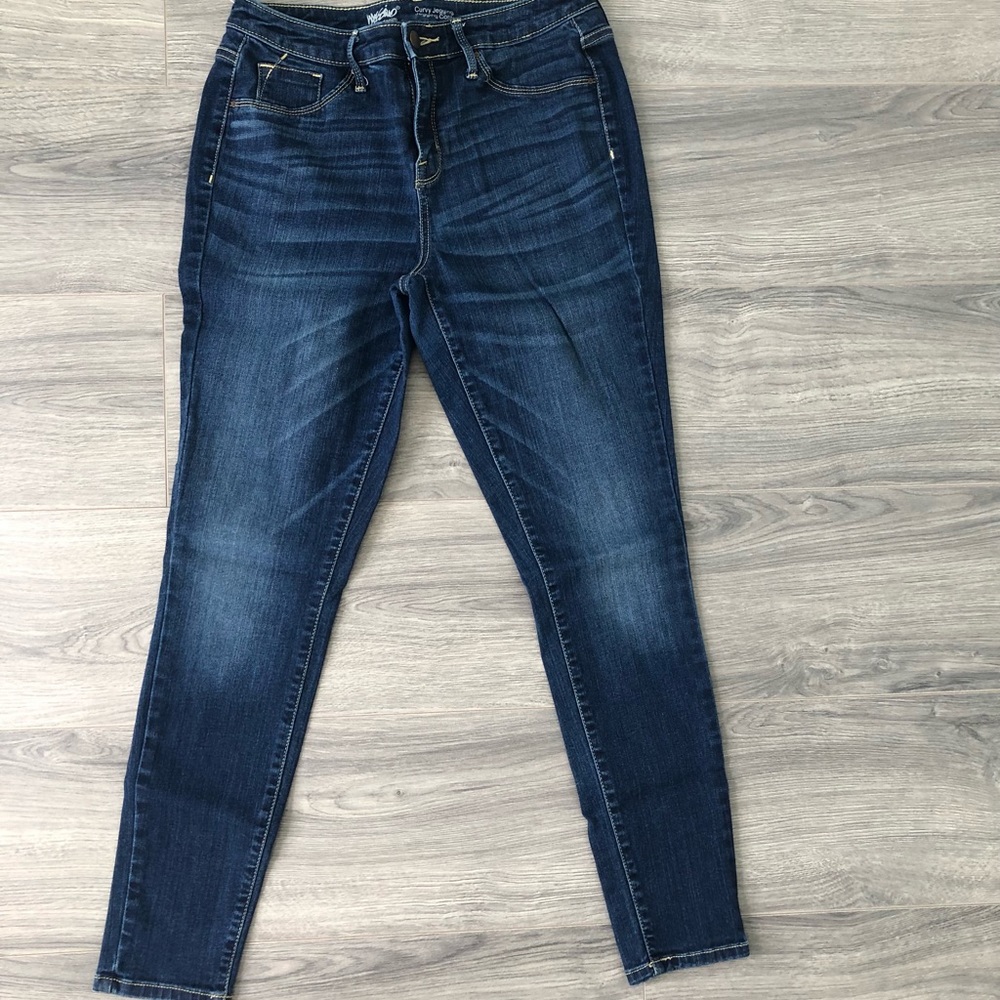 Curvy Fit Jegging